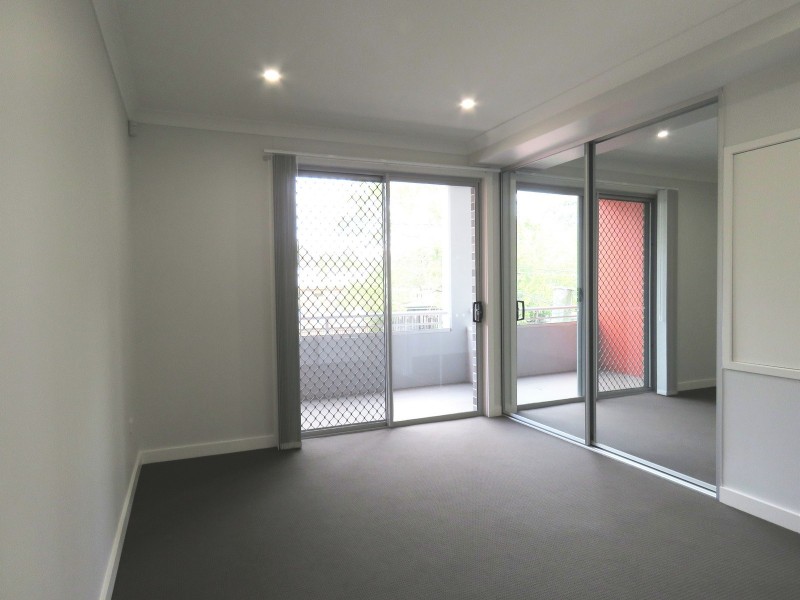 58-62 Fitzwilliam Rd, Old Toongabbie NSW 2146