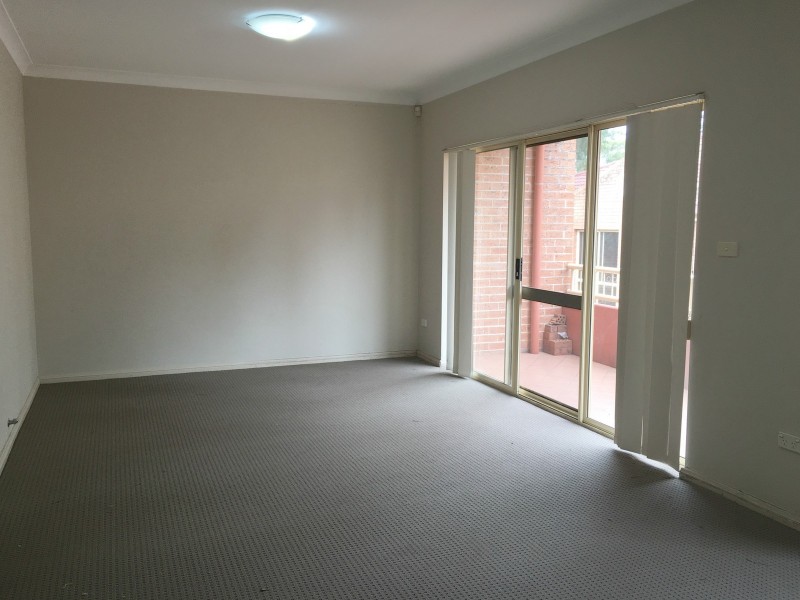 8/217 Dunmore Street, Wentworthville NSW 2145