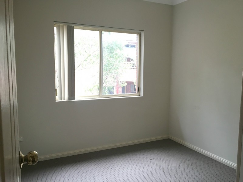 8/217 Dunmore Street, Wentworthville NSW 2145