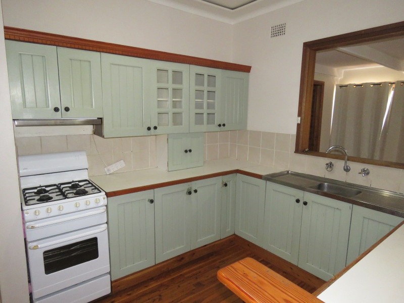 70 Bombala Street, Pendle Hill NSW 2145