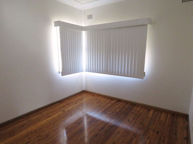 70 Bombala Street, Pendle Hill NSW 2145