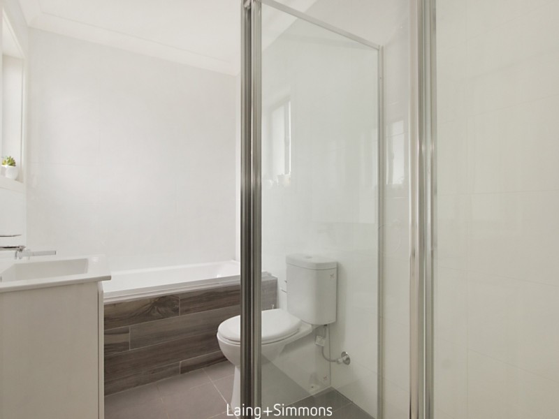 1/3 Graham Crescent, Baulkham Hills NSW 2153