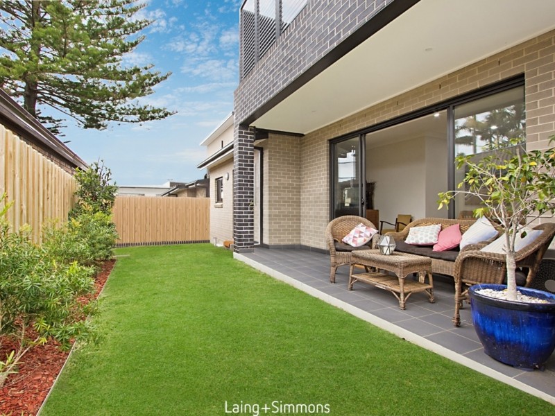 1/3 Graham Crescent, Baulkham Hills NSW 2153
