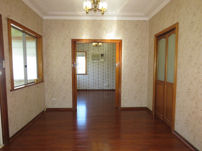 109 Ballandella Road, Toongabbie NSW 2146