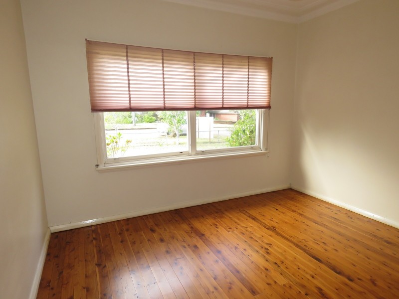 36 Lennox Street, Toongabbie NSW 2146