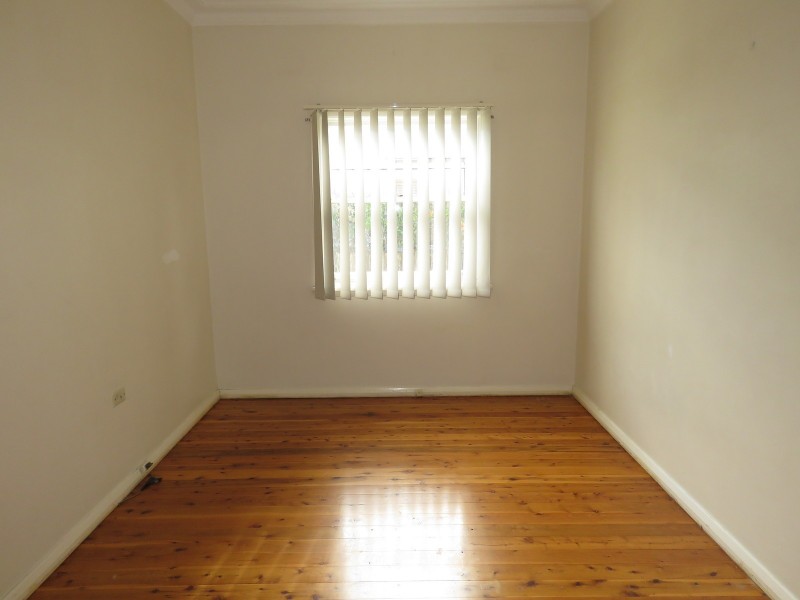 36 Lennox Street, Toongabbie NSW 2146