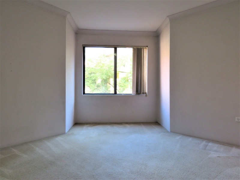 10/2-6 Mowle Street, Westmead NSW 2145