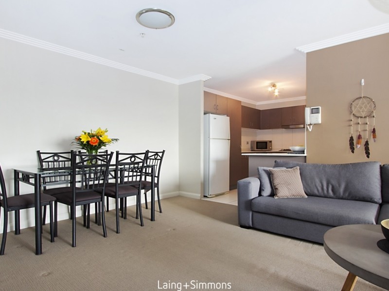 1111/91B Bridge Rd, Westmead NSW 2145