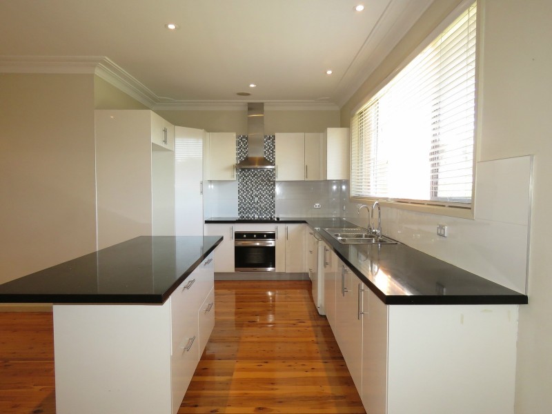 82 Cumberland Road, Greystanes NSW 2145