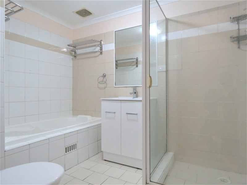 1/164-168 Station Street, Wentworthville NSW 2145