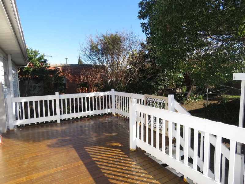 16 Jones Street, Pendle Hill NSW 2145