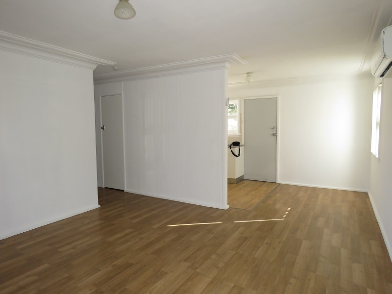 16 Jones Street, Pendle Hill NSW 2145