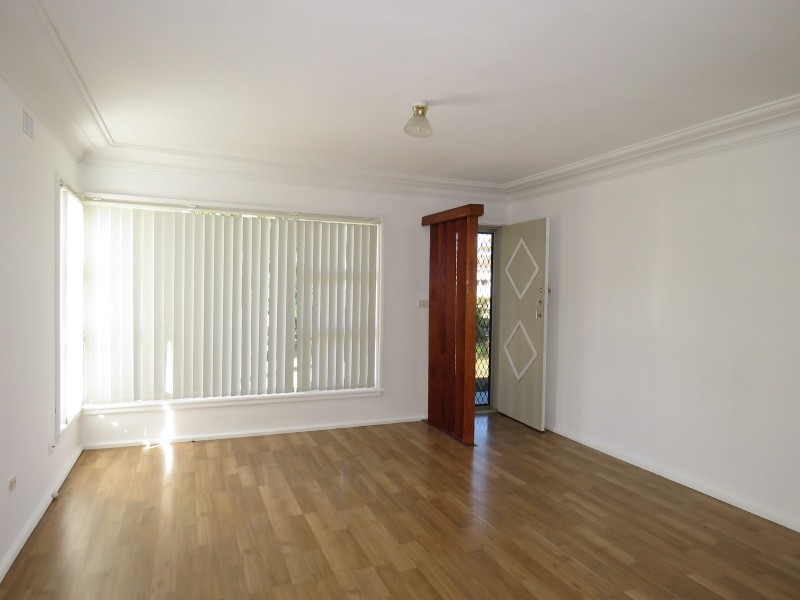 16 Jones Street, Pendle Hill NSW 2145