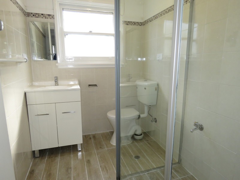 16 Jones Street, Pendle Hill NSW 2145