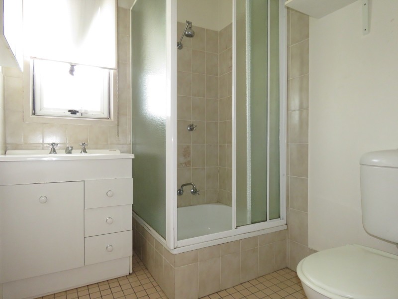 8 Fowler Street, Seven Hills NSW 2147