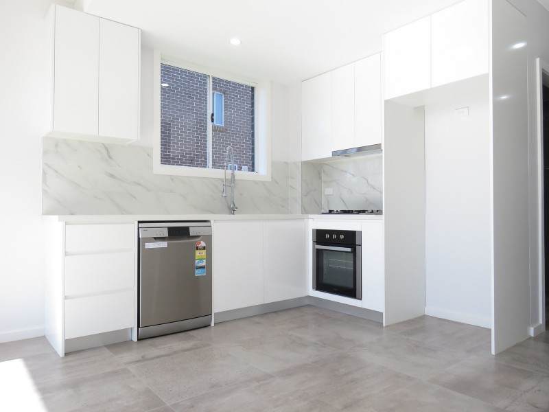 10/2 Water Street, Wentworthville NSW 2145