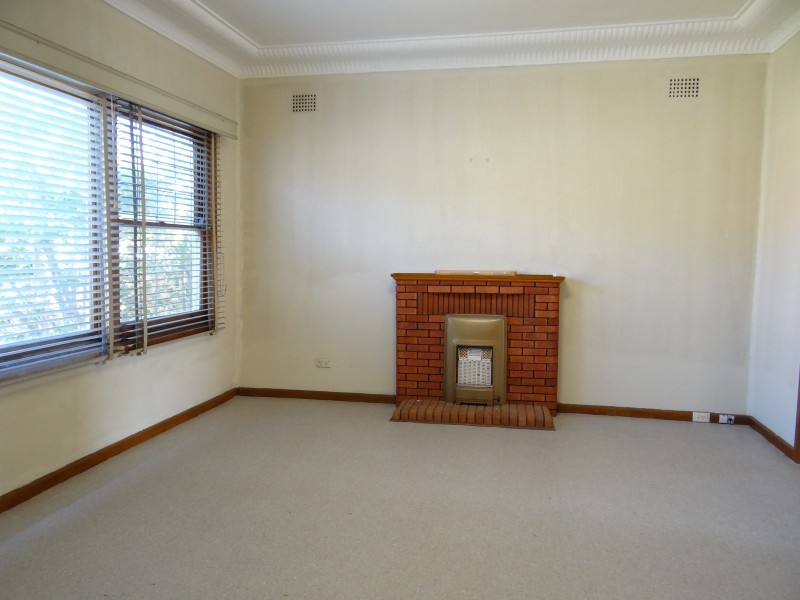 17 Grand Avenue, Westmead NSW 2145