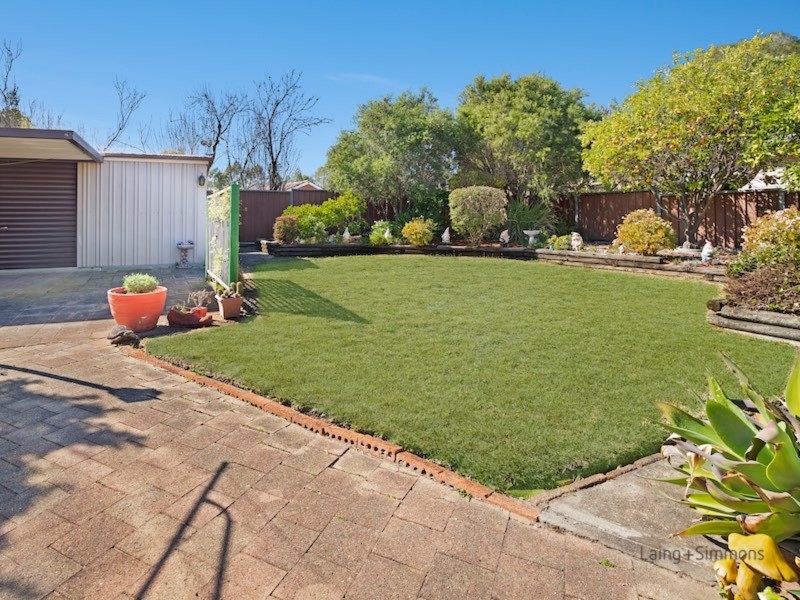 27 Apple Street, Constitution Hill NSW 2145