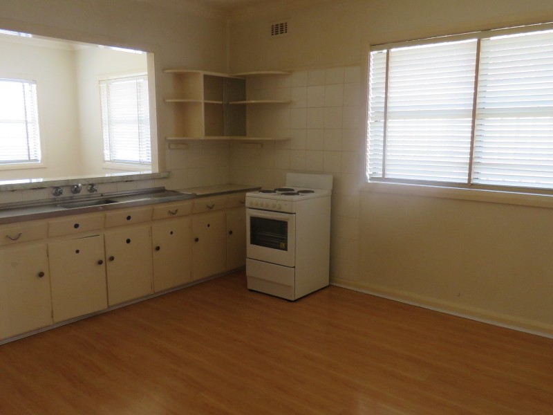 34 Chelmsford Road, South Wentworthville NSW 2145