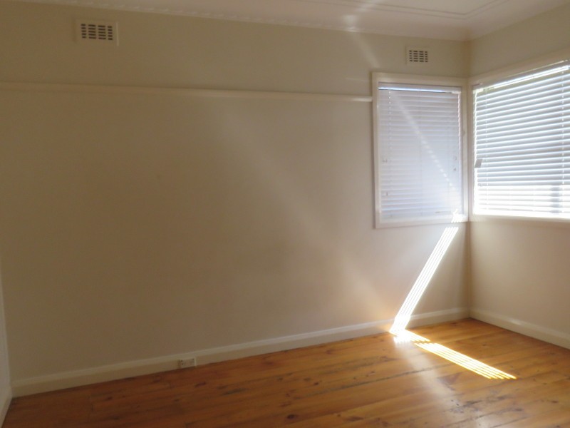 34 Chelmsford Road, South Wentworthville NSW 2145