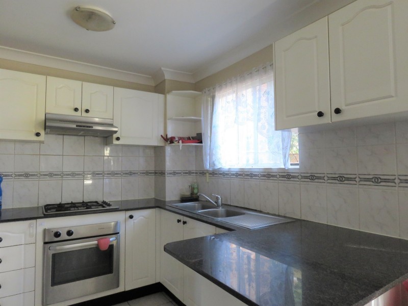 1/9-11 Oxford Street, Merrylands NSW 2160