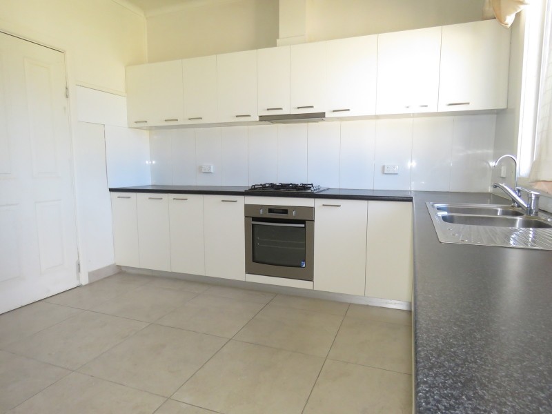 6 Irrigation Road, Merrylands NSW 2160