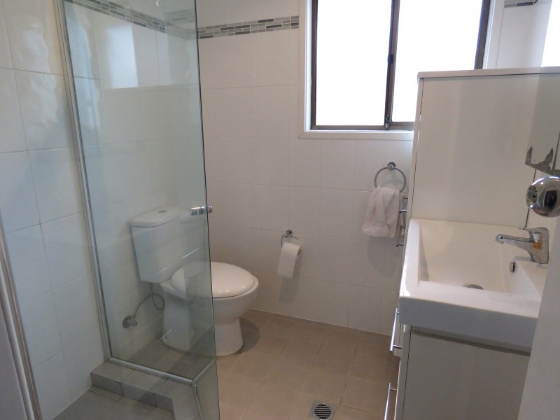 31 Woodlawn Drive, Toongabbie NSW 2146