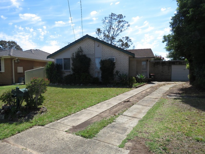 31 Woodlawn Drive, Toongabbie NSW 2146