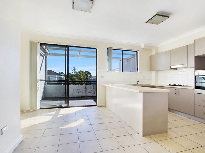 18/30 Lydbrook Street, Westmead NSW 2145