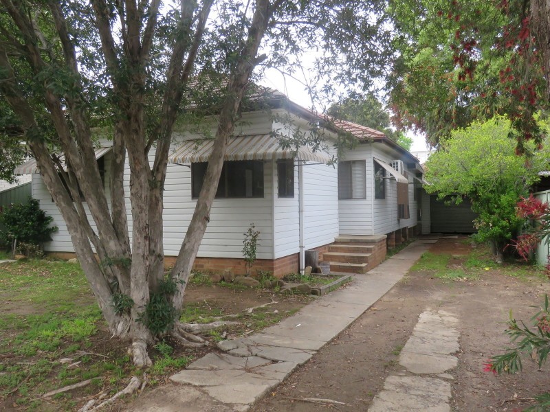 42 Fullagar Road, Wentworthville NSW 2145