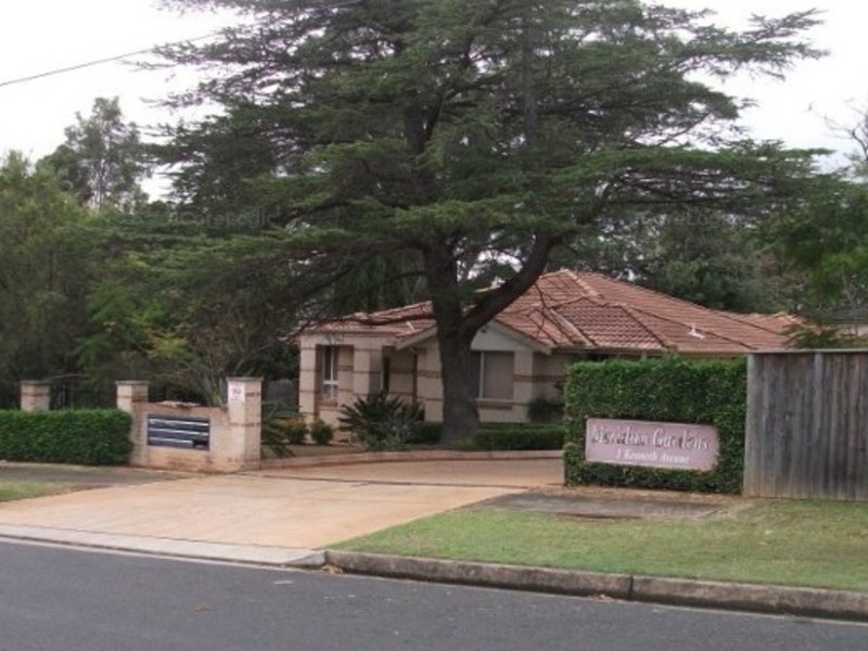 1/1 Kenneth Avenue, Baulkham Hills NSW 2153