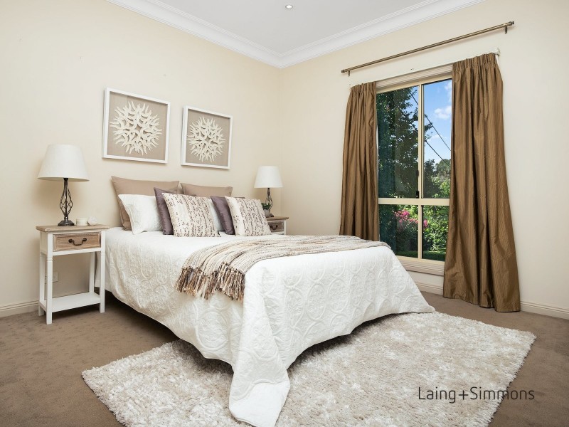 11 Birtles Ave, Pendle Hill NSW 2145