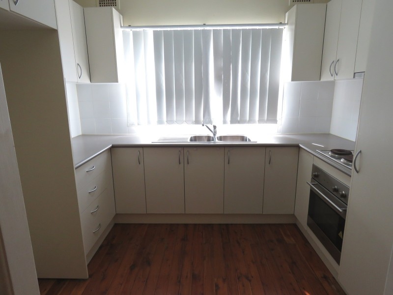 14 Pendle Way, Pendle Hill NSW 2145