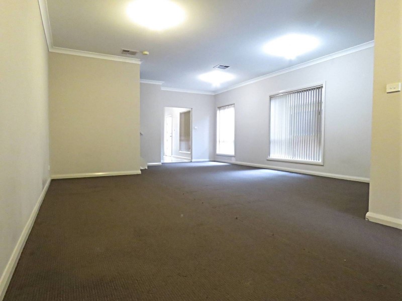 21A Arnett Street, Pendle Hill NSW 2145