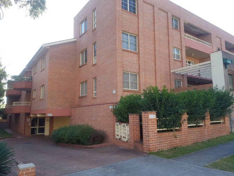 11/211-215  Dunmore Street, Wentworthville NSW 2145