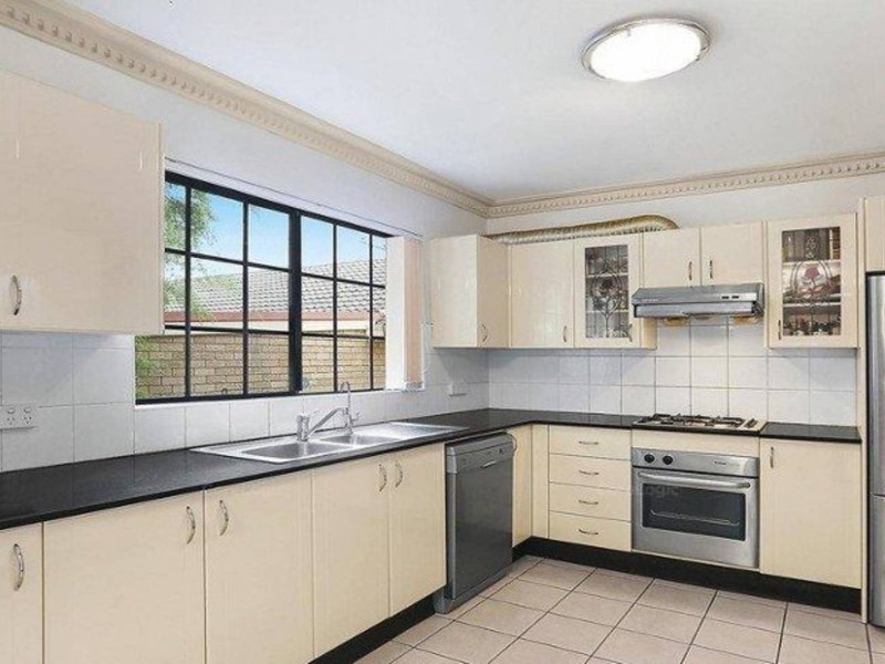 9 Springdale Road, Wentworthville NSW 2145