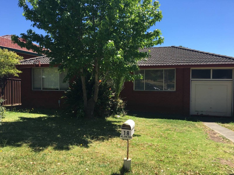 18 Hazel Street, Girraween NSW 2145