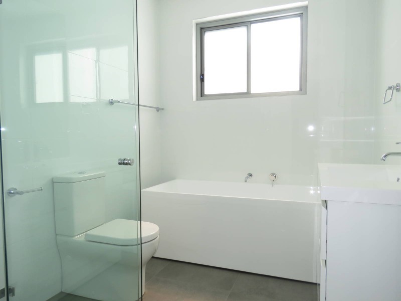 12 Hollywood Street, South Wentworthville NSW 2145