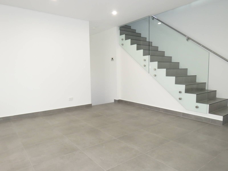 12 Hollywood Street, South Wentworthville NSW 2145