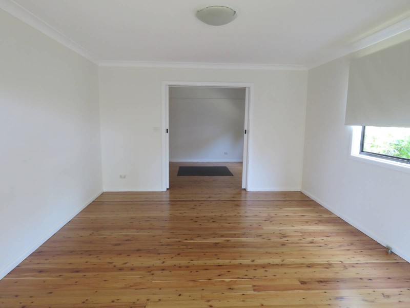 6 Ballandella Road, Toongabbie NSW 2146