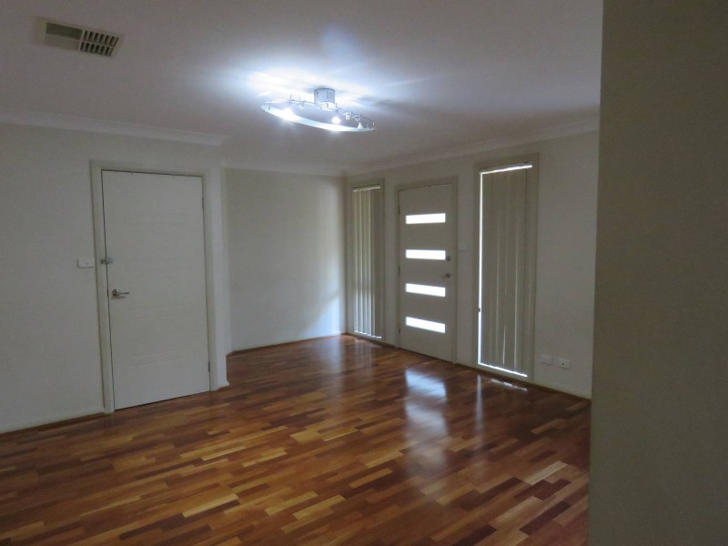 407B Wentworth Avenue, Toongabbie NSW 2146