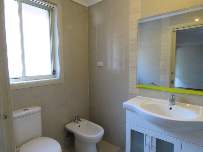 407B Wentworth Avenue, Toongabbie NSW 2146