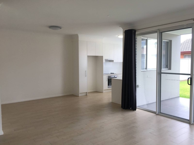 4A Holden Street, Toongabbie NSW 2146