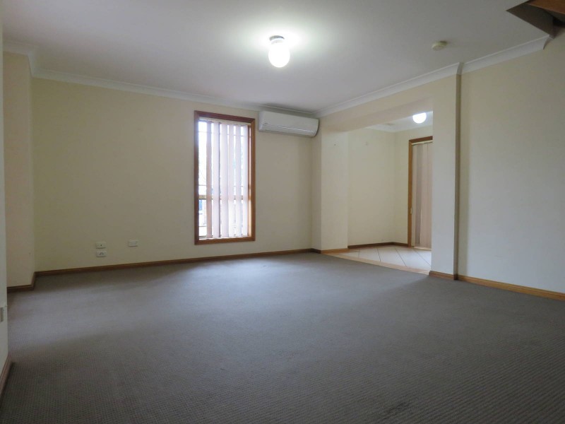 3/112-114 Targo Road, Girraween NSW 2145