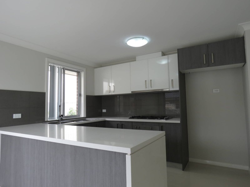 4/2 Evans Road, Rooty Hill NSW 2766