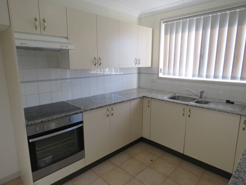 4/43 Magowar Road, Pendle Hill NSW 2145