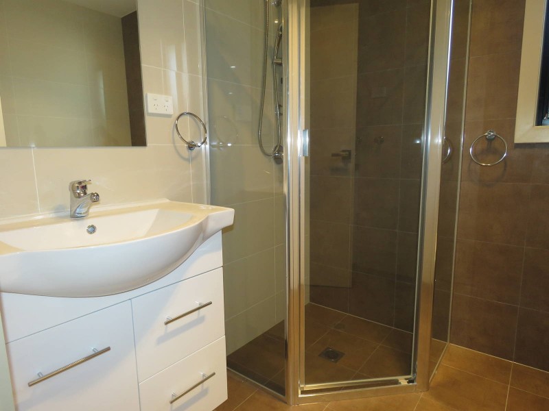 13A Derbyshire Avenue, Toongabbie NSW 2146