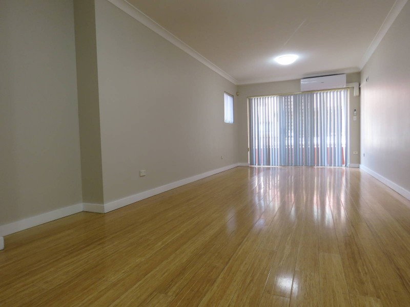 8/211 Dunmore Street, Wentworthville NSW 2145