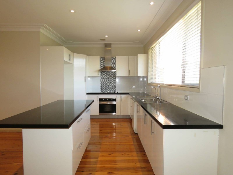 82 Cumberland Road, Greystanes NSW 2145