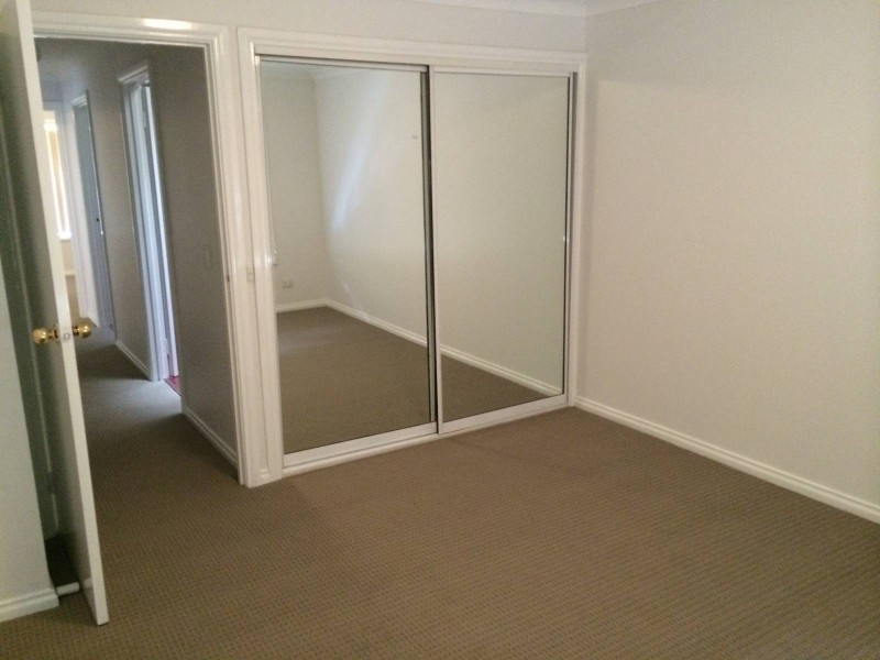 15/6 Binalong Road, Pendle Hill NSW 2145